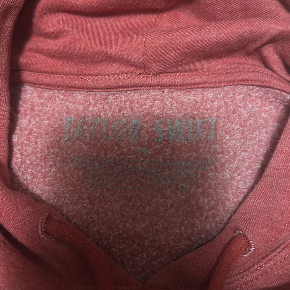 Taylor Swift Red (Taylor’s Version) Official 2021 Merch Hoodie Sweatshirt Small - Picture 7 of 10